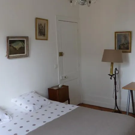 Hyper Centre Cathédrale De * Ruan